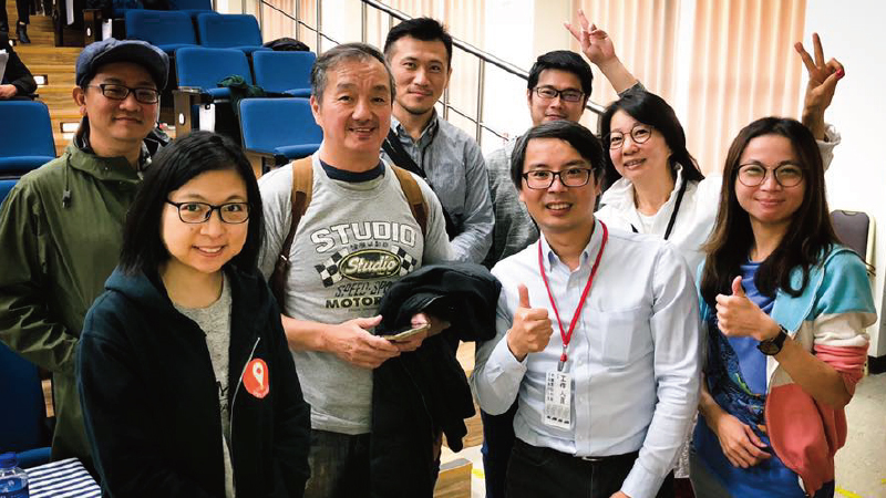 2018淡水商圈行銷創意競賽評審予指導老師合影圖片