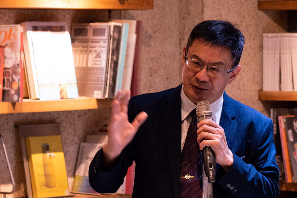 陳奇銘校長表達對幾米在公共藝術創作奉獻的感恩之心圖片