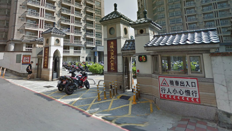 3H Hall(School gate)三H學苑大門