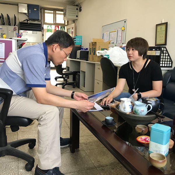 掌中乾坤網路網路科技股份有限公司拜訪企業管理學系圖片