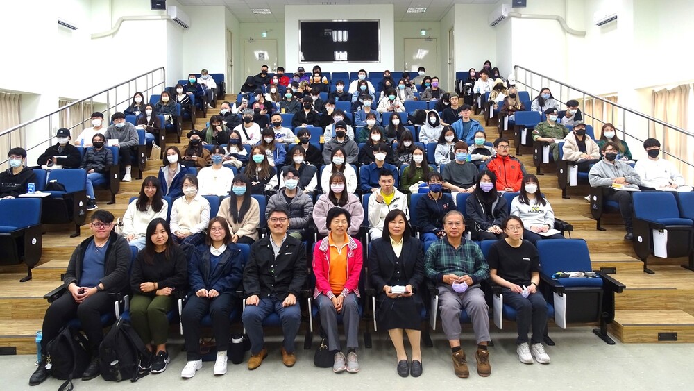 真理國企系「歐亞國際講座」課程年年好評不斷
